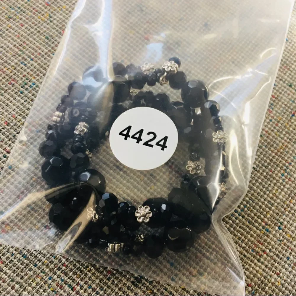 Vintage Faceted Black Beads silver Flower Wrap Around Bracelet 4424